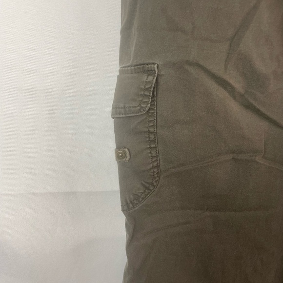 Gloria Vanderbilt brown wide leg slacks. Casual and sporty, size 10. - Picture 4 of 6